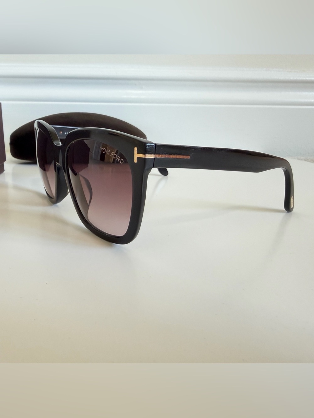 Tom Ford Women's Black Sunglasses - Oversized Fashion Frames, model: FT0502